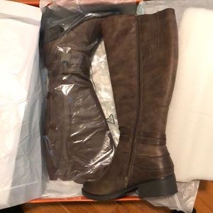 Brand new Brown Wide Calf boots
